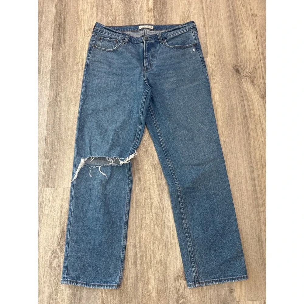 Abercrombie & Fitch The 90s Straight Mid Rise Distressed Jeans Blue 30 10R